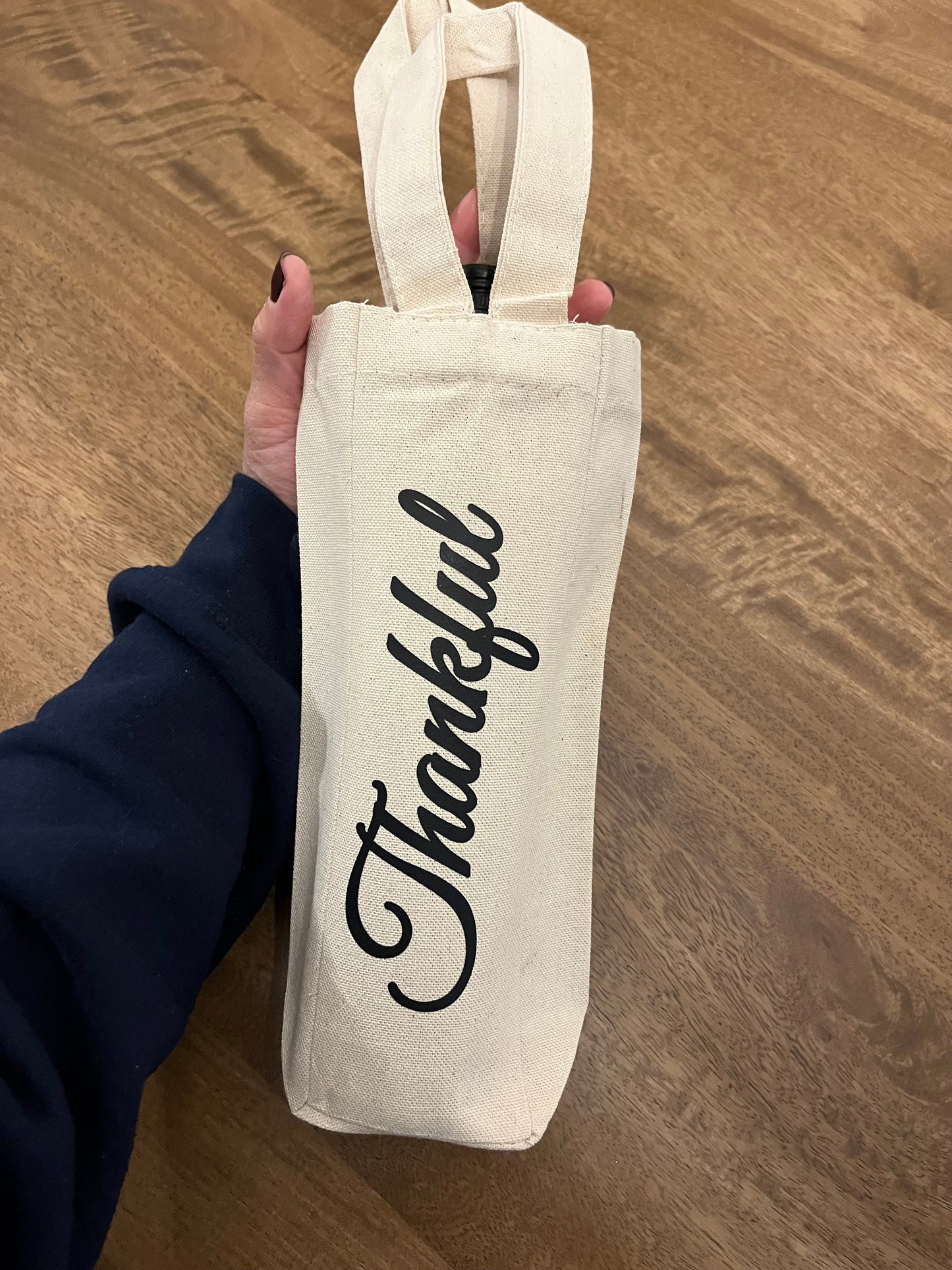 Single Wine Tote Bag, Gift for Bridal Shower, Housewarming Party, Gift for Holiday SUNNYEMBROIDERYBAE